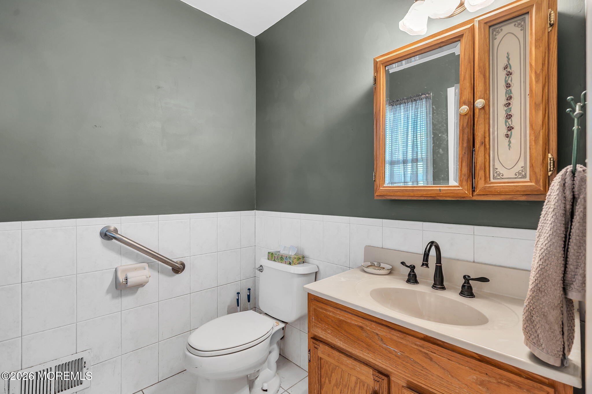 15 Hemingway Drive Hazlet NJ 07730
