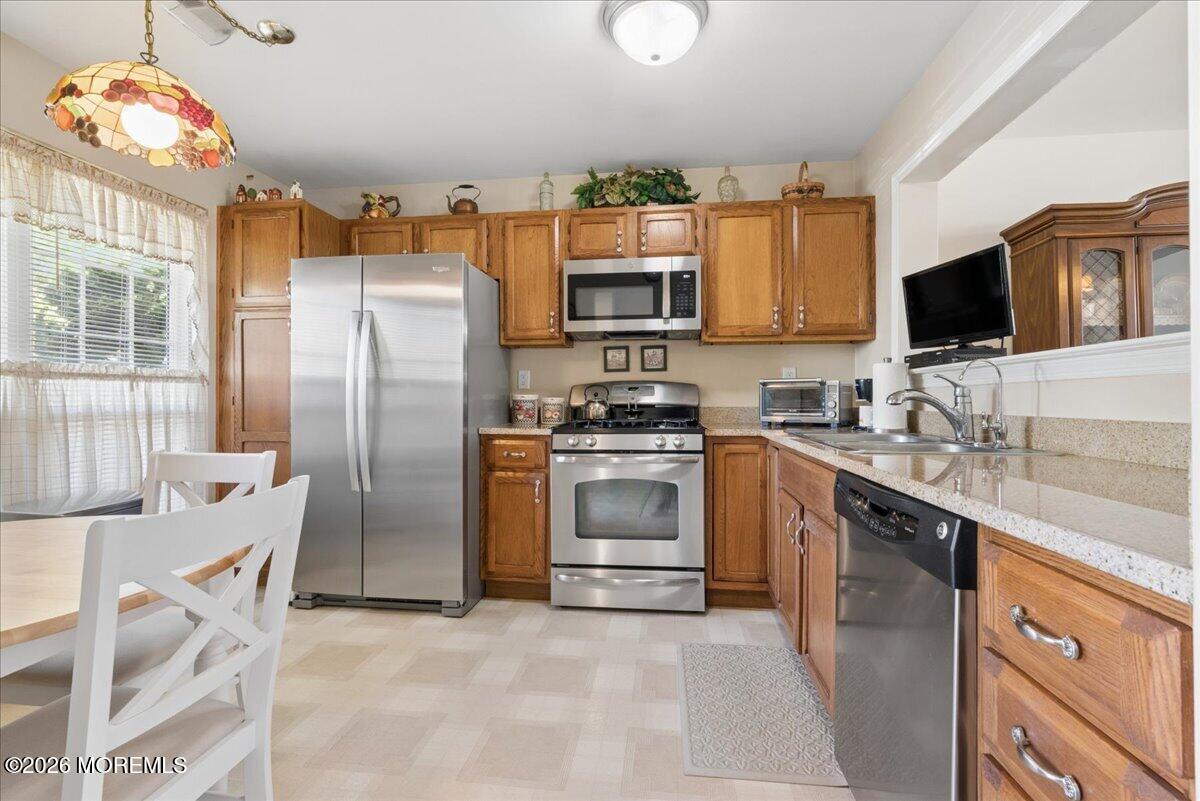 18 Carlisle Court Old Bridge NJ 08857