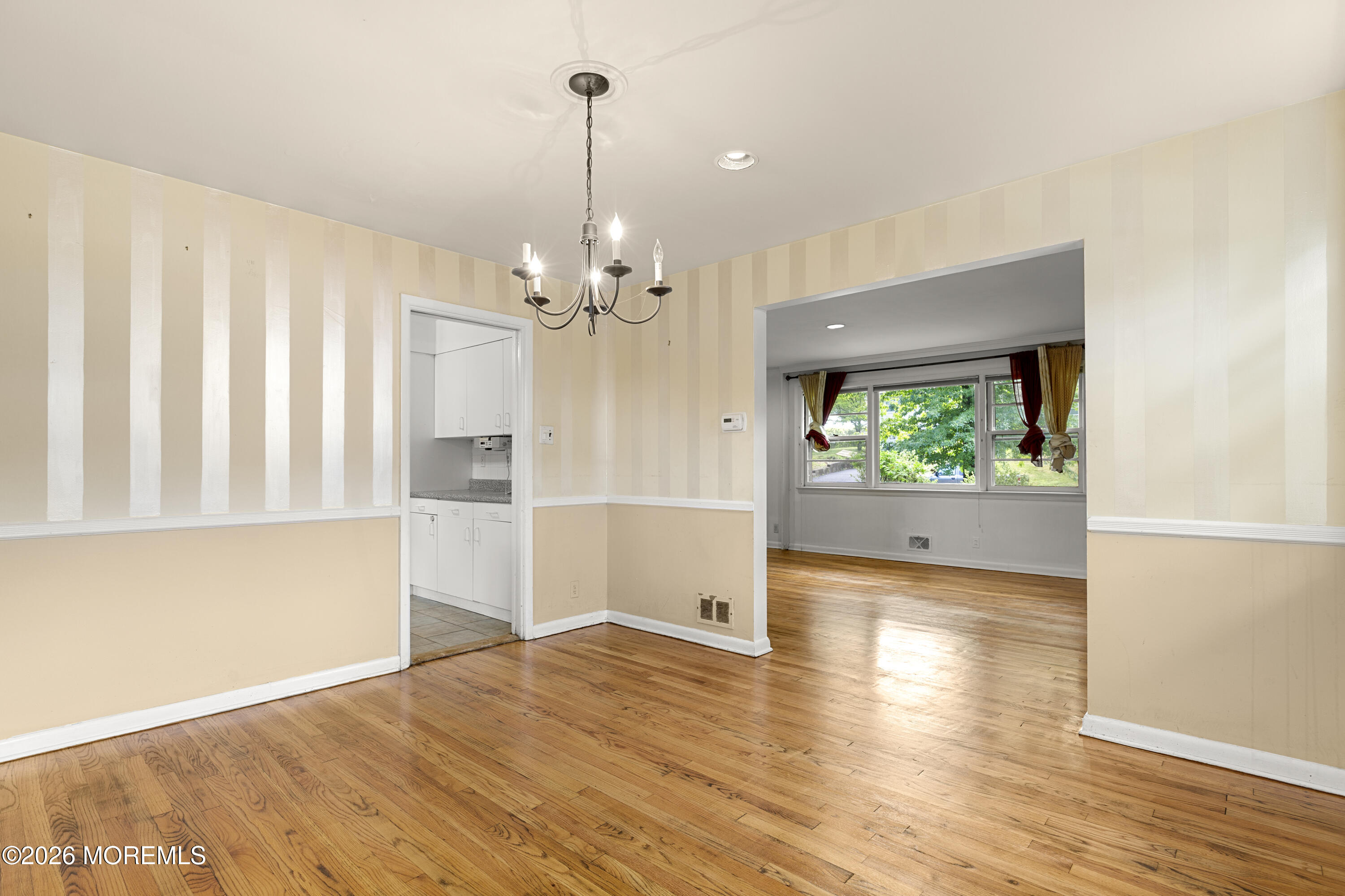 29 Devonshire Terrace West Orange NJ 07052