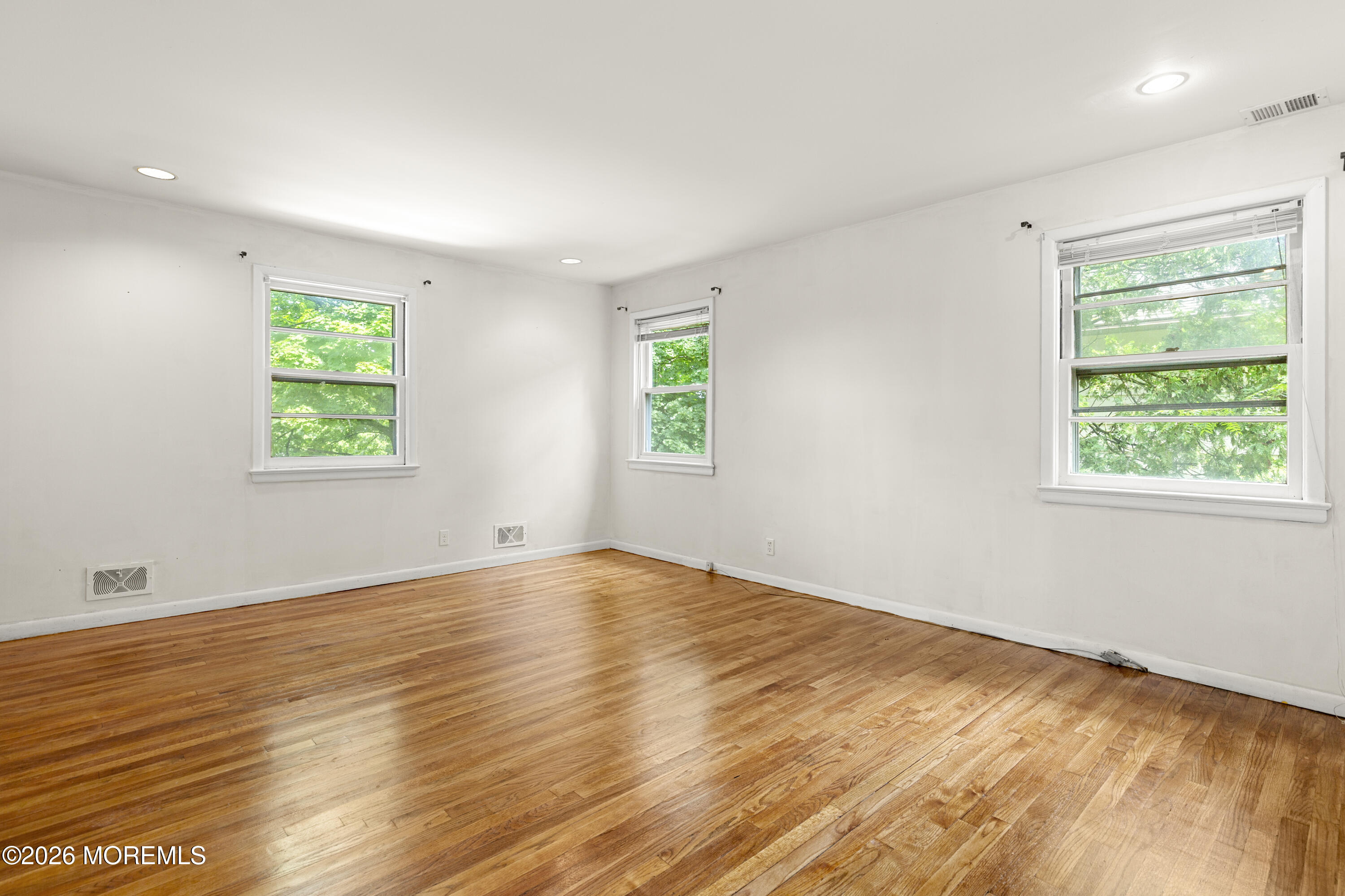 29 Devonshire Terrace West Orange NJ 07052