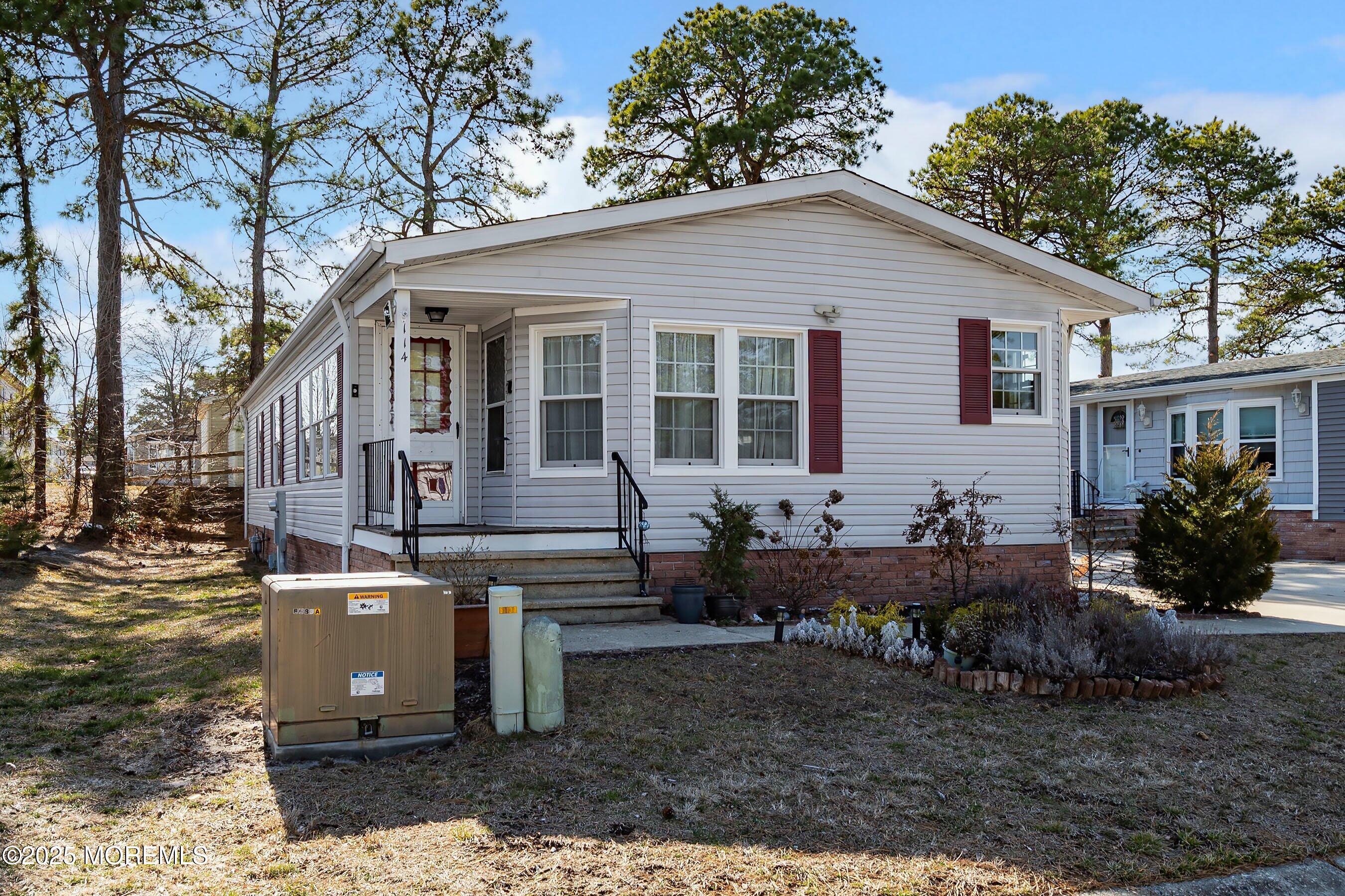 114 Briarwood Court Whiting NJ 08759