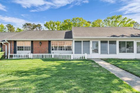 1045 Fife Court Lakewood NJ 08701