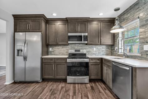 1045 Fife Court Lakewood NJ 08701
