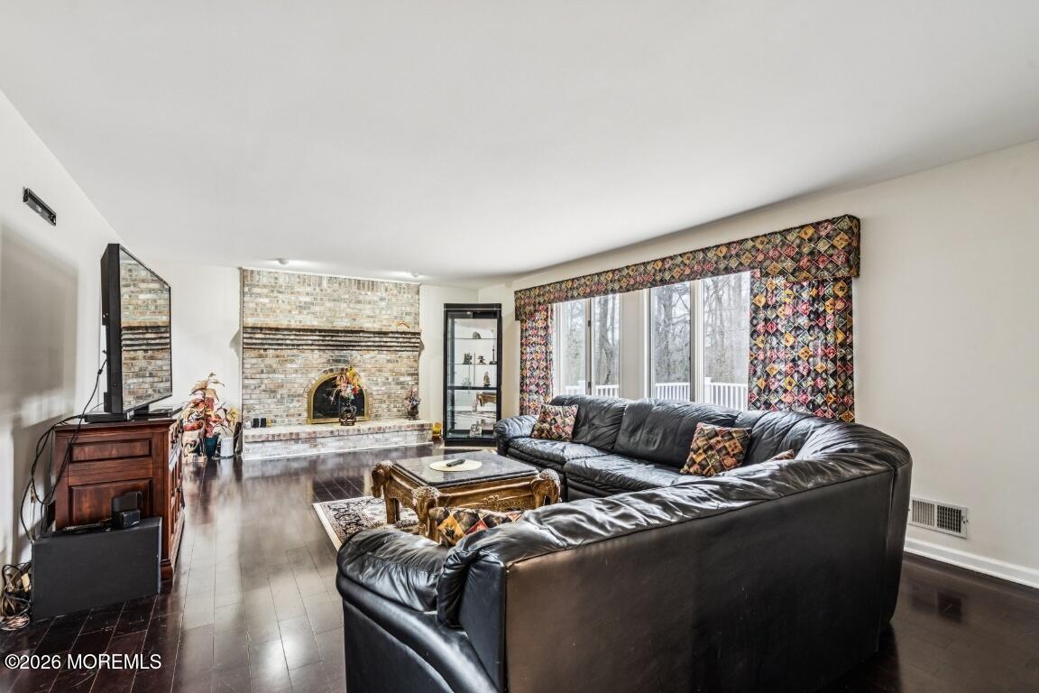3 Shira Lane Manalapan NJ 07726
