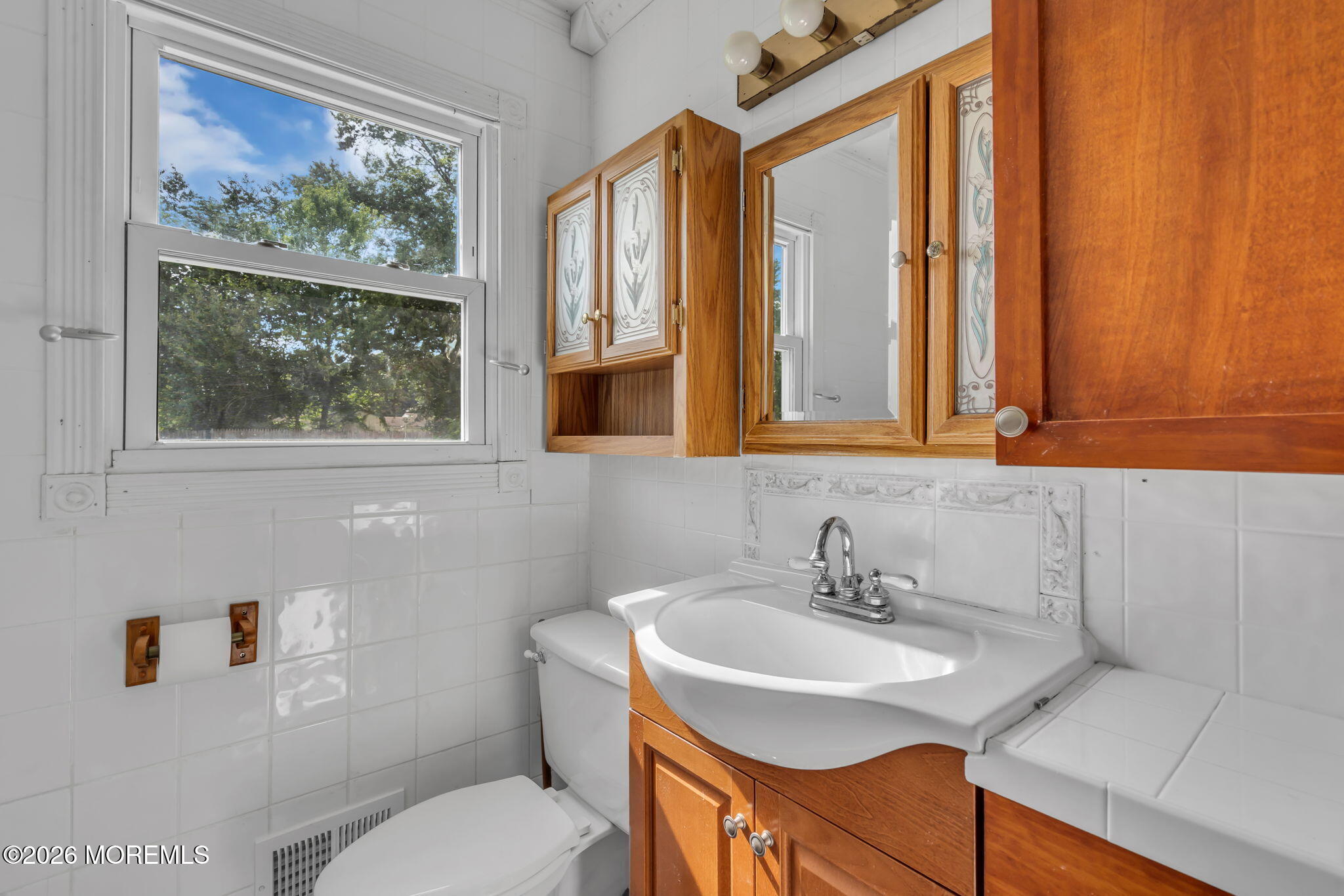 12 Carol Lane Howell NJ 07731