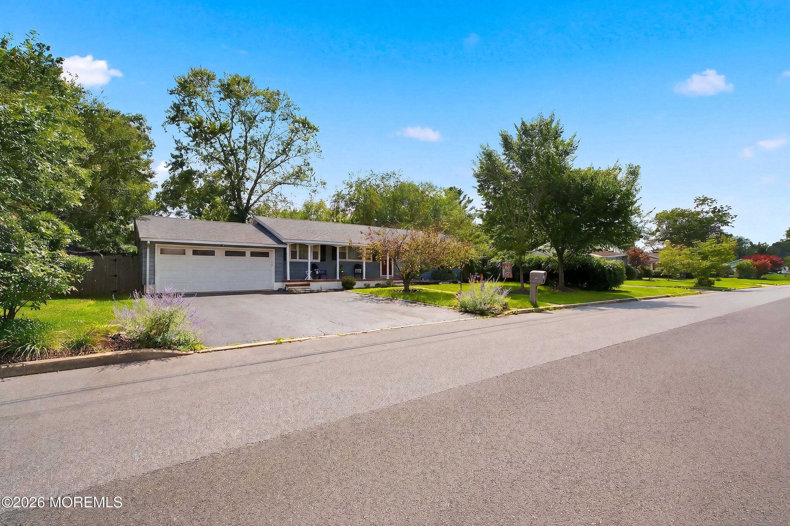 25 Laurelton Avenue Jackson NJ 08527