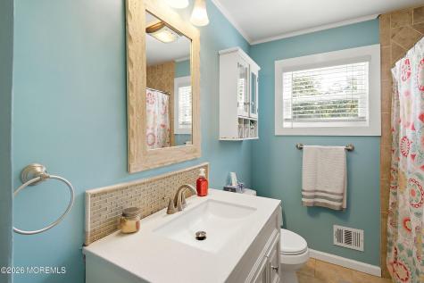 25 Laurelton Avenue Jackson NJ 08527