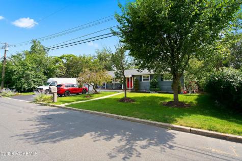 25 Laurelton Avenue Jackson NJ 08527