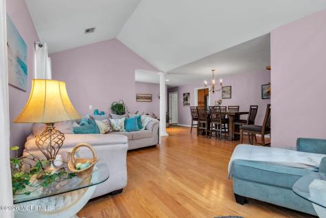 2735 Meadow Lake Drive Toms River NJ 08755