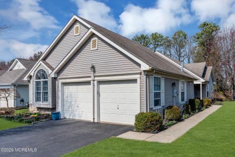 2735 Meadow Lake Drive Toms River NJ 08755