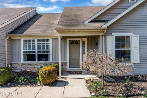 2735 Meadow Lake Drive Toms River NJ 08755