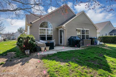 2735 Meadow Lake Drive Toms River NJ 08755