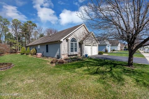 2735 Meadow Lake Drive Toms River NJ 08755