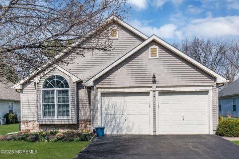 2735 Meadow Lake Drive Toms River NJ 08755