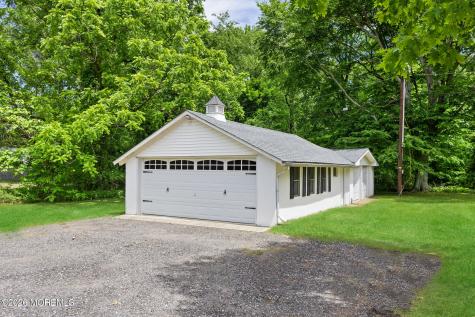 23 Bloomer Drive Burlington NJ 08016