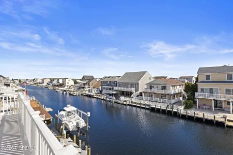 41 Harry Drive Beach Haven West NJ 08050