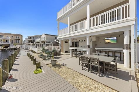 41 Harry Drive Beach Haven West NJ 08050