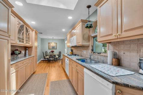 86 Laurel Drive Fair Haven NJ 07704