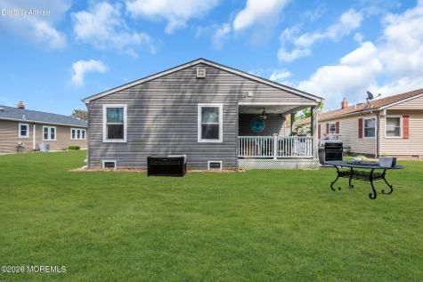 37 Wedgeport Drive Toms River NJ 08757