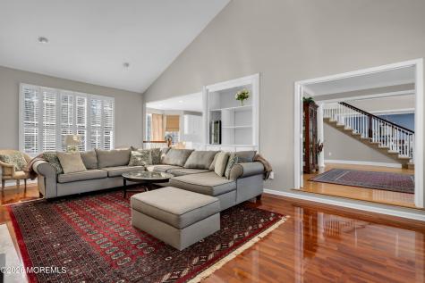 102 Blue Jay Court Manalapan NJ 07726
