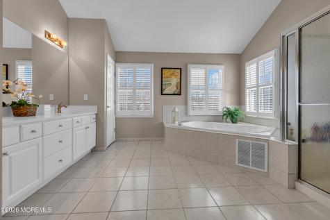 102 Blue Jay Court Manalapan NJ 07726