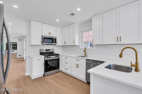 23 Oakmont Road Lakewood NJ 08701