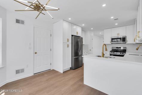 23 Oakmont Road Lakewood NJ 08701