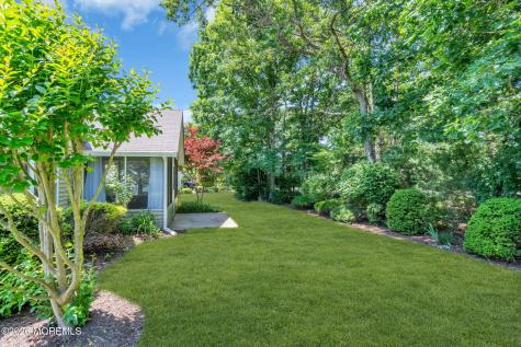 23 Oakmont Road Lakewood NJ 08701