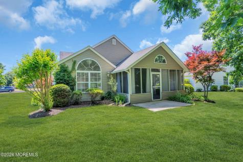 23 Oakmont Road Lakewood NJ 08701