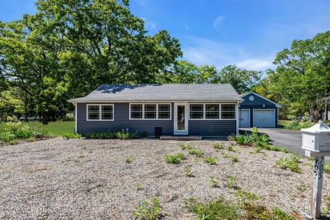 705 Cedar Avenue Pine Beach NJ 08741