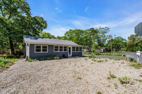 705 Cedar Avenue Pine Beach NJ 08741