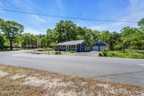 705 Cedar Avenue Pine Beach NJ 08741