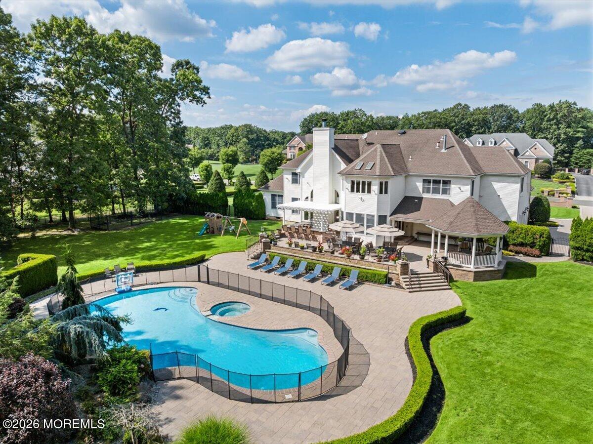 8 Blueberry Hill Marlboro NJ 07746