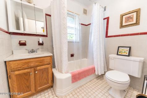 9 Mccarter Avenue Fair Haven NJ 07704