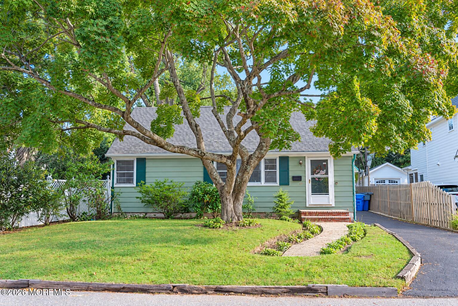 9 Mccarter Avenue Fair Haven NJ 07704