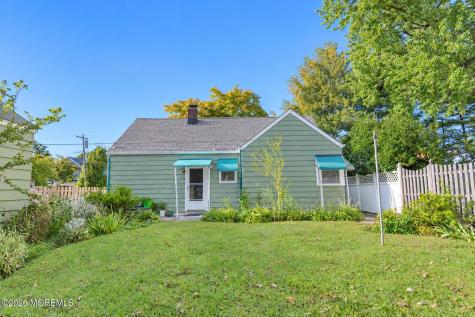 9 Mccarter Avenue Fair Haven NJ 07704