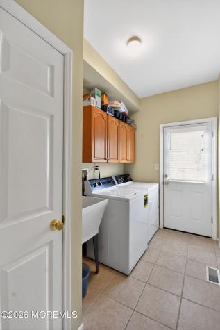 33 Samantha Circle Matawan NJ 07747