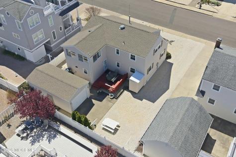 17 W Ramapo Lane Long Beach Twp NJ 08008