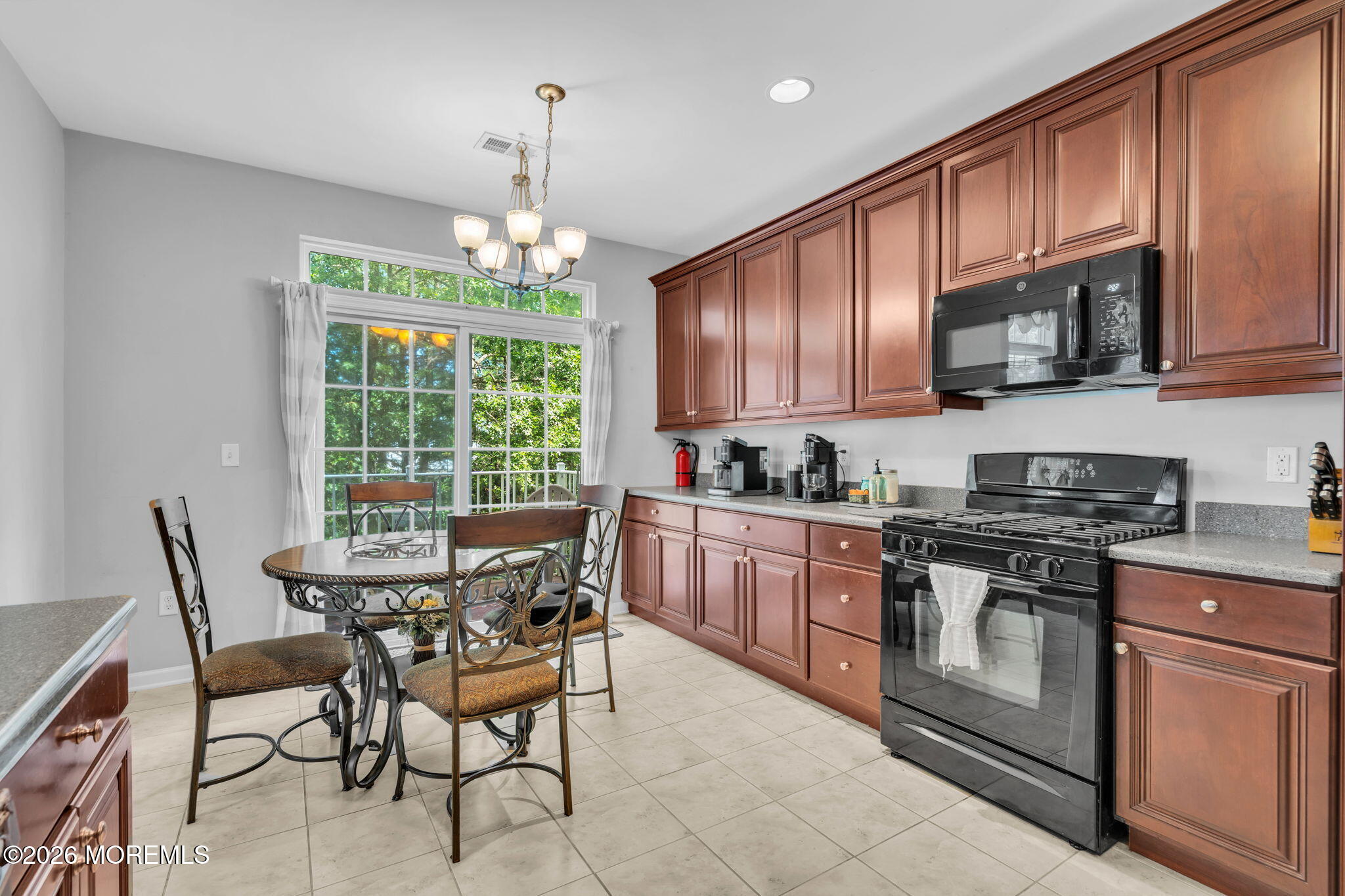 90 Bryce Lane Manahawkin NJ 08050