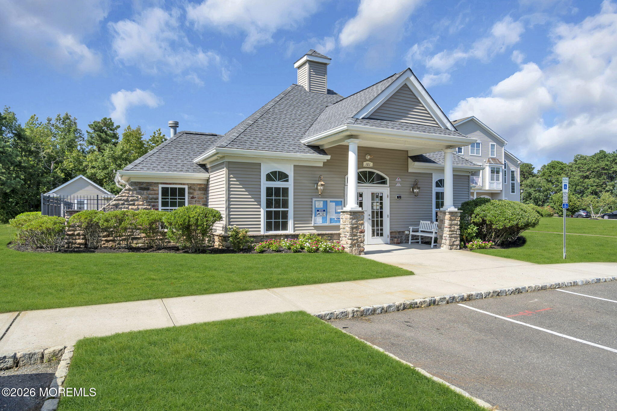 90 Bryce Lane Manahawkin NJ 08050