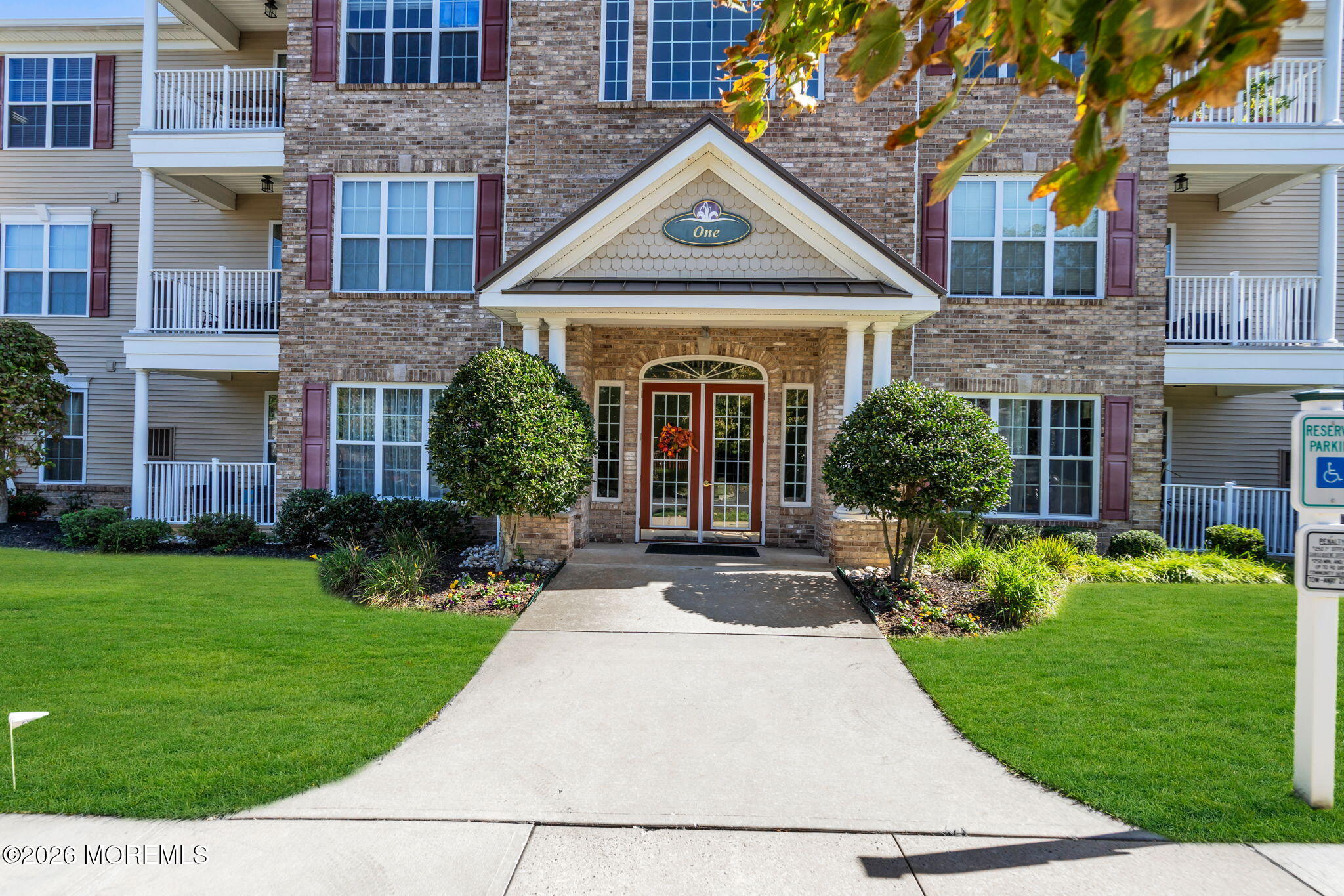 122 Sophee Lane Lakewood NJ 08701