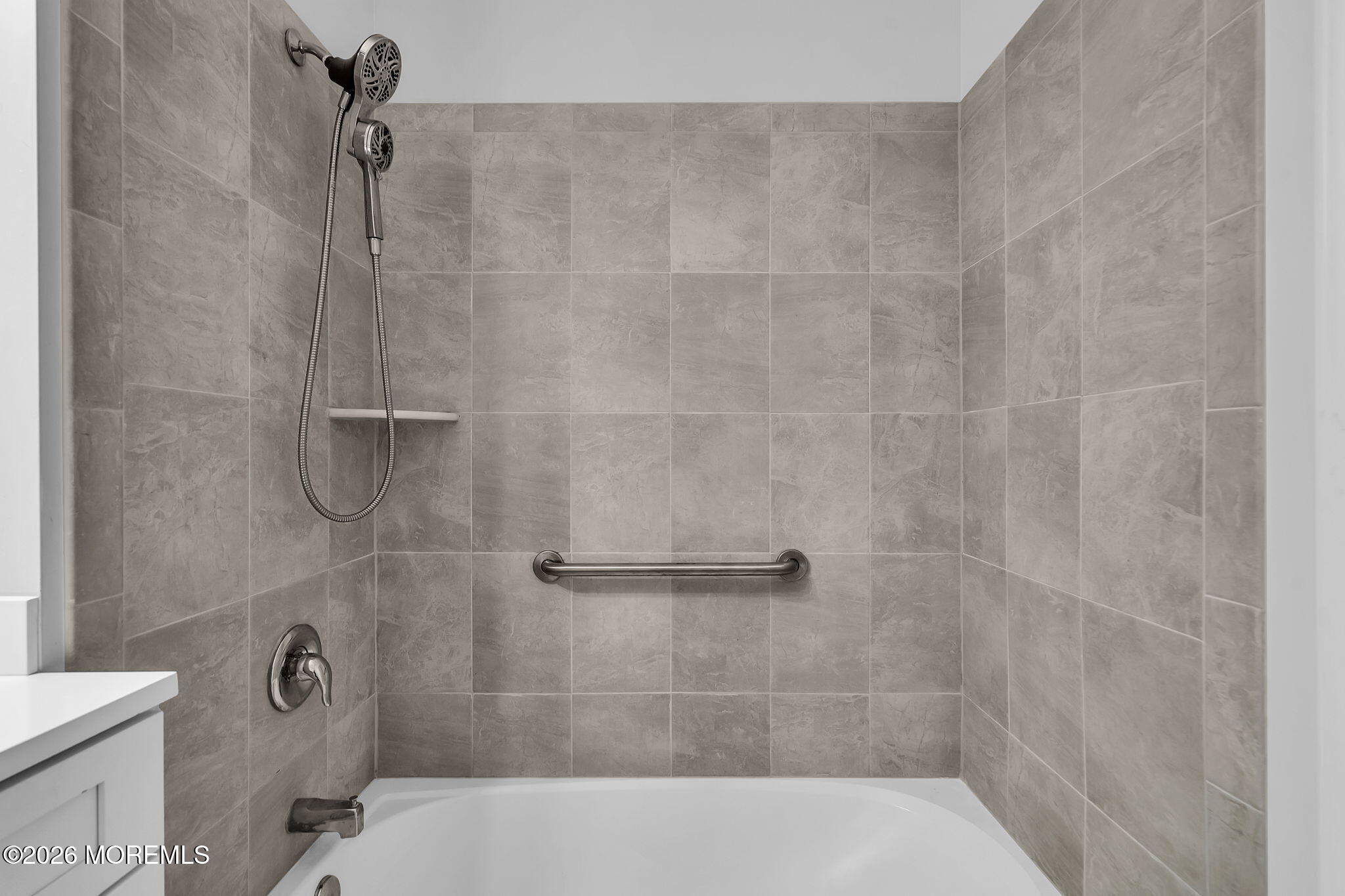 122 Sophee Lane Lakewood NJ 08701