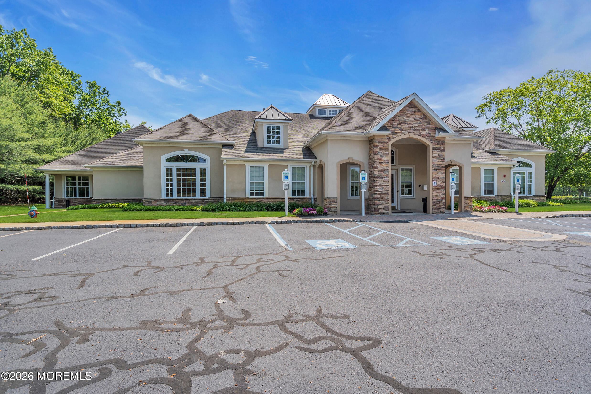 122 Sophee Lane Lakewood NJ 08701