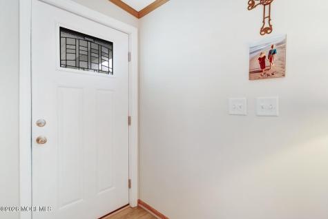 902 Oak Ridge Terrace Whiting NJ 08759