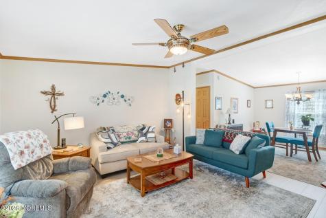 902 Oak Ridge Terrace Whiting NJ 08759
