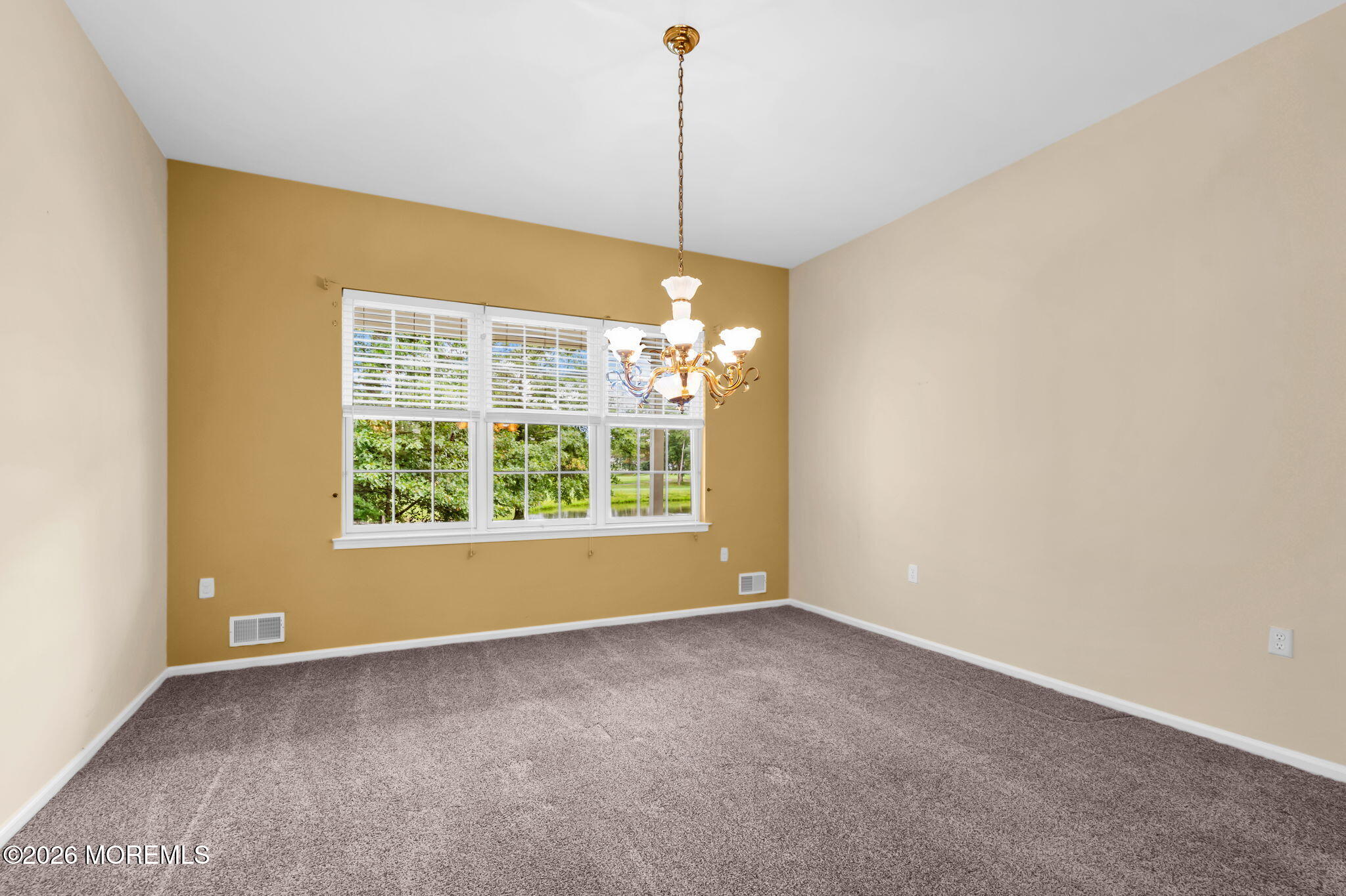 27 Congressional Road Jackson NJ 08527