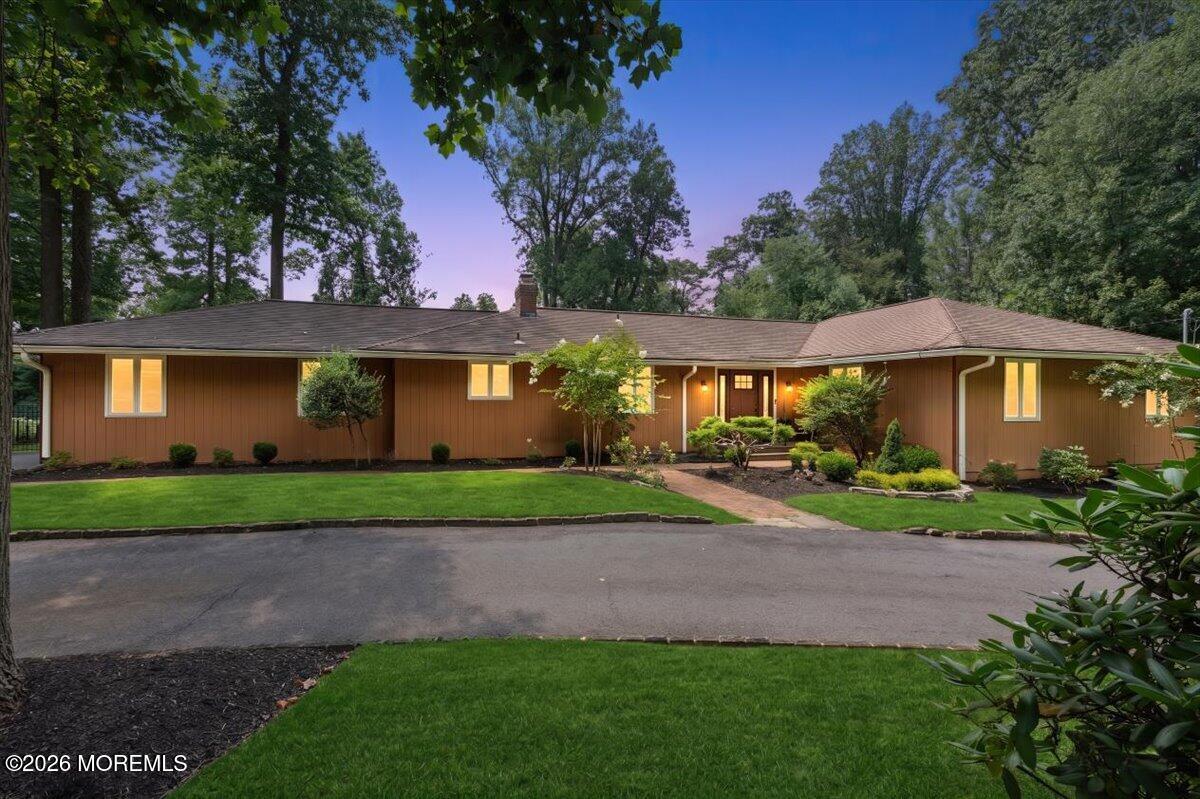 4 Partridge Run Holmdel NJ 07733