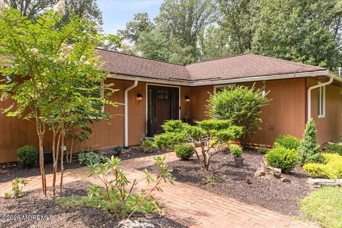 4 Partridge Run Holmdel NJ 07733