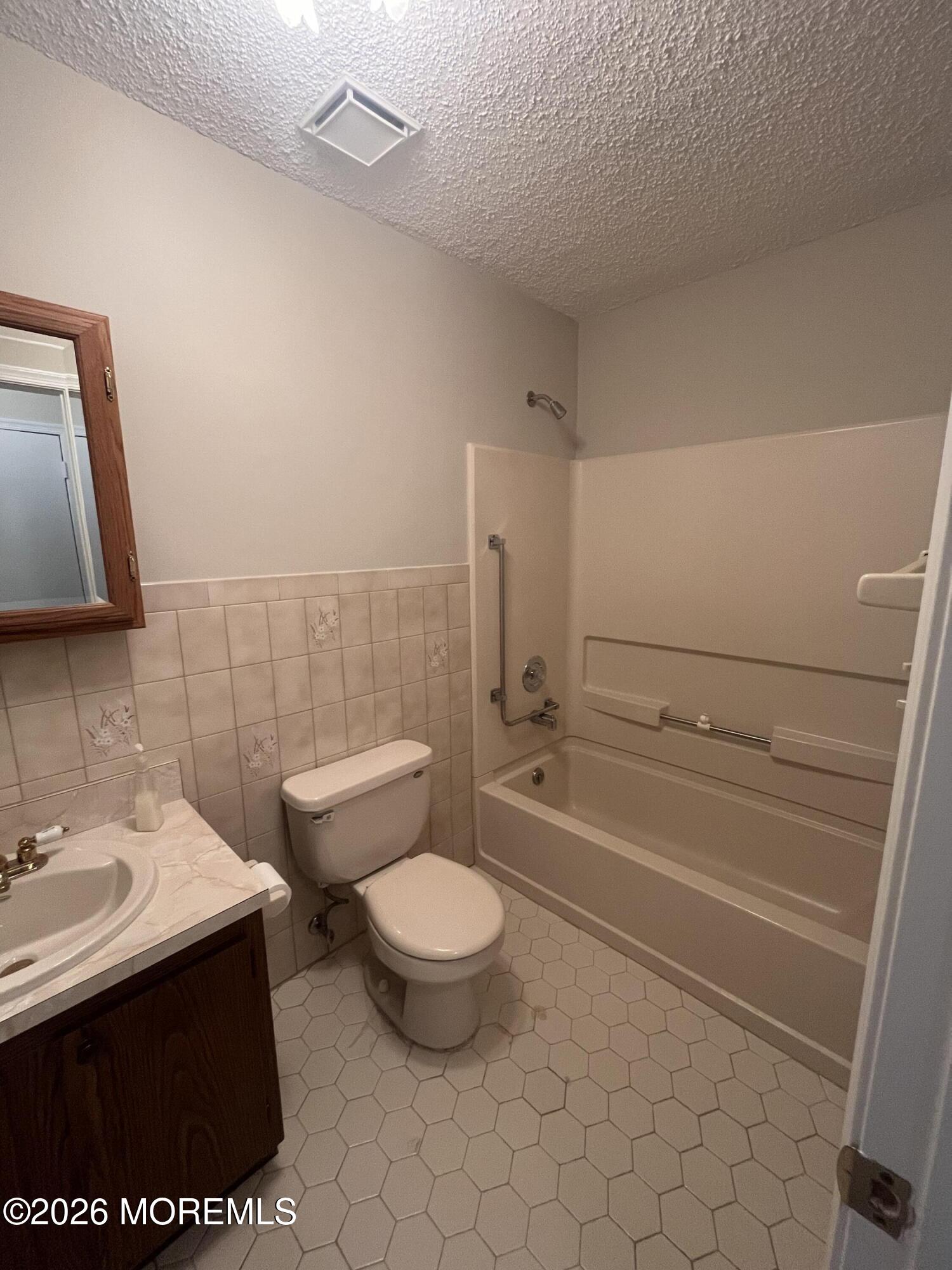2 Gatley Close Freehold NJ 07728
