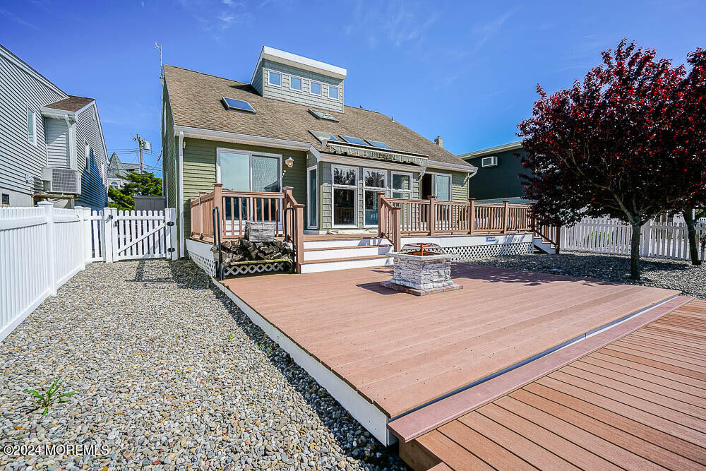 8 Alcala Drive Brick NJ 08723